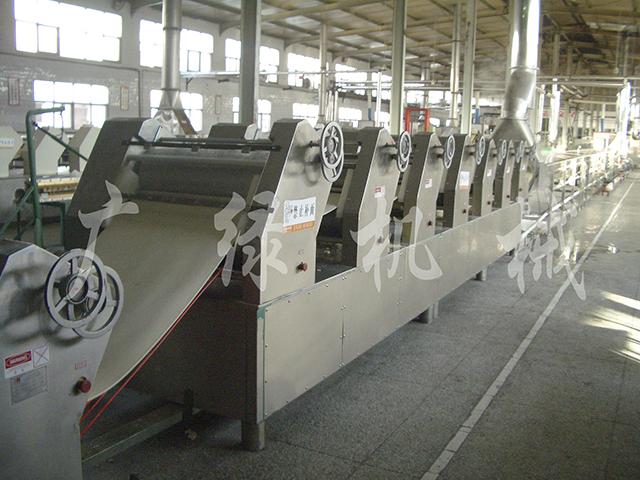 方便麵生產線（xiàn）